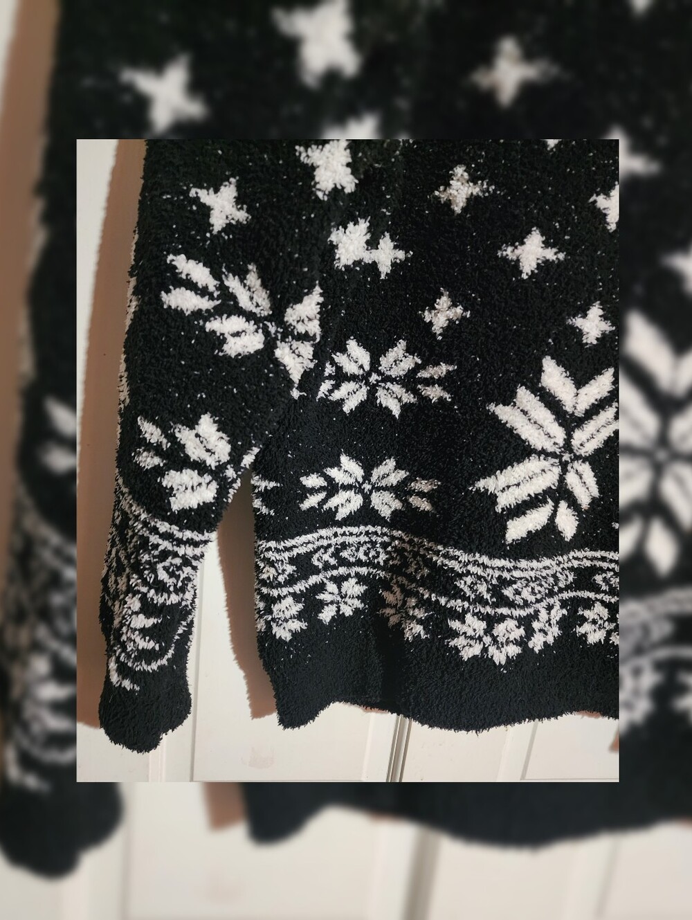 Barefoot Dreams CozyChic Seaside Black Fair Isle Crew Neck Sweater L - Picture 3 of 8